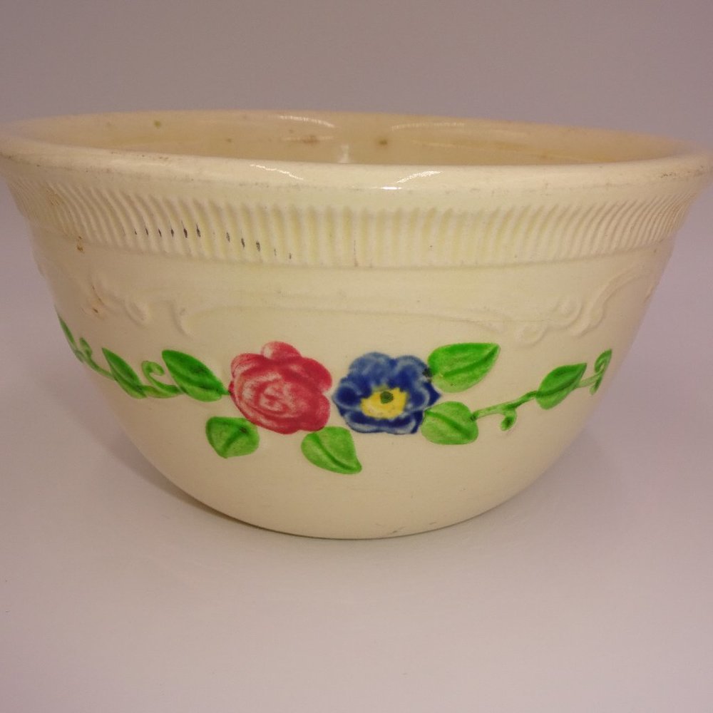 Vintage Cream Homer Laughlin Kitchen Kraft Oven Serve Mixing Bowl 6" Flowers USA